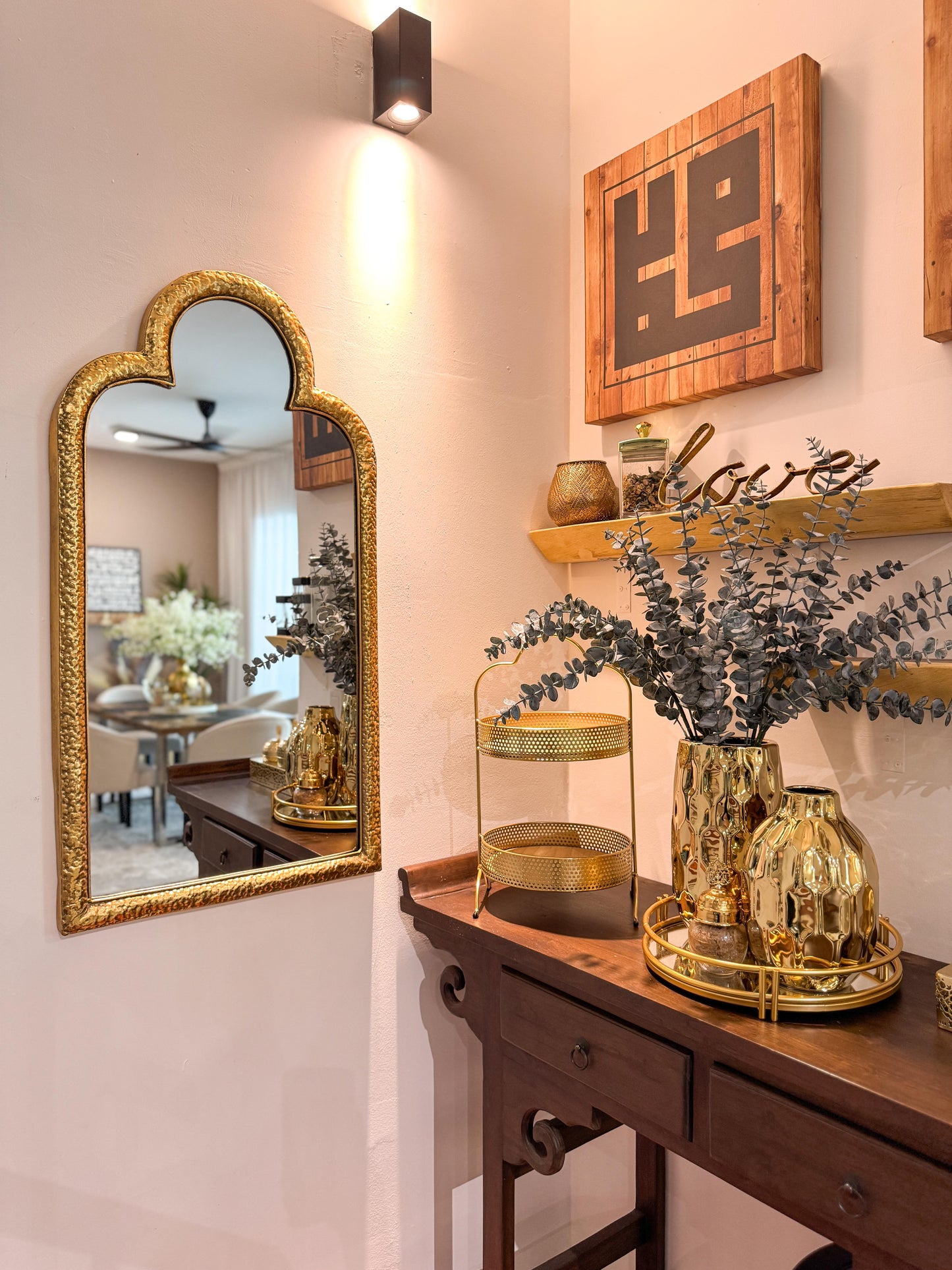 Alcazar mirror