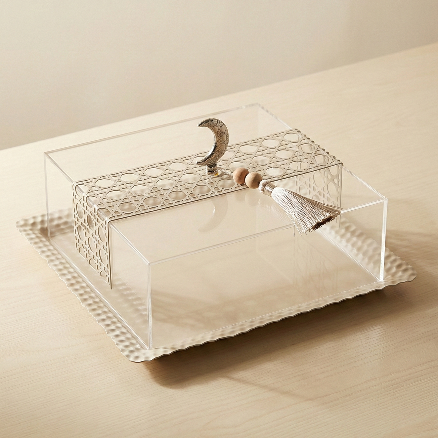Hilal Acrylic Cake Tray with Cover