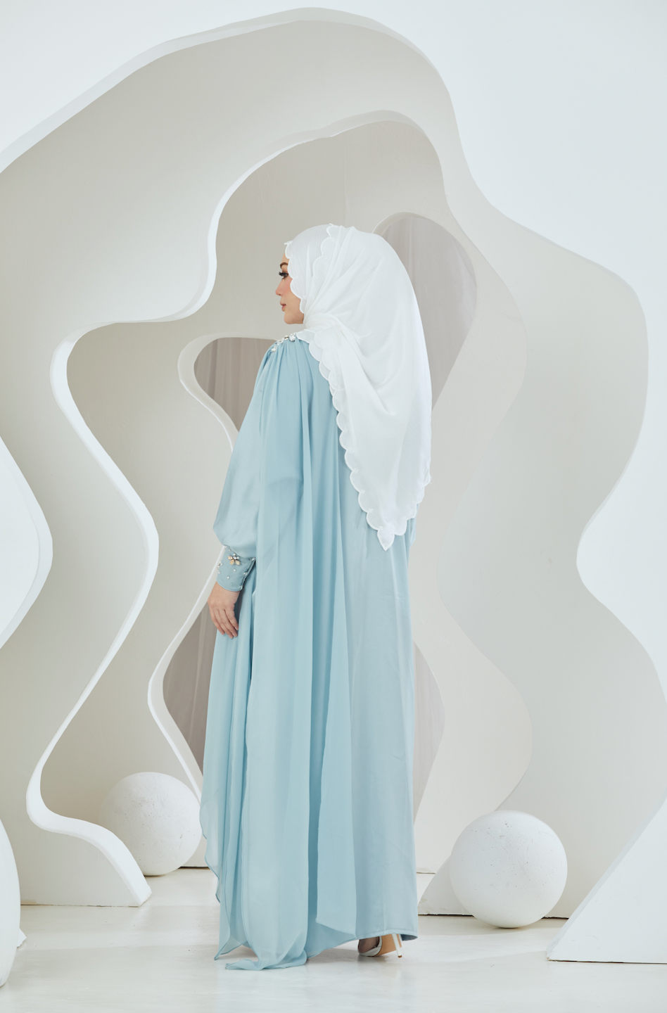 Embellished Duchess Satin Abaya - Blue