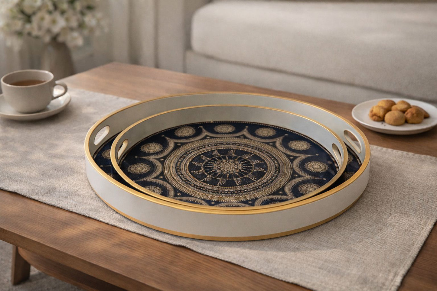 Hana Black & Gold Round Tray Set